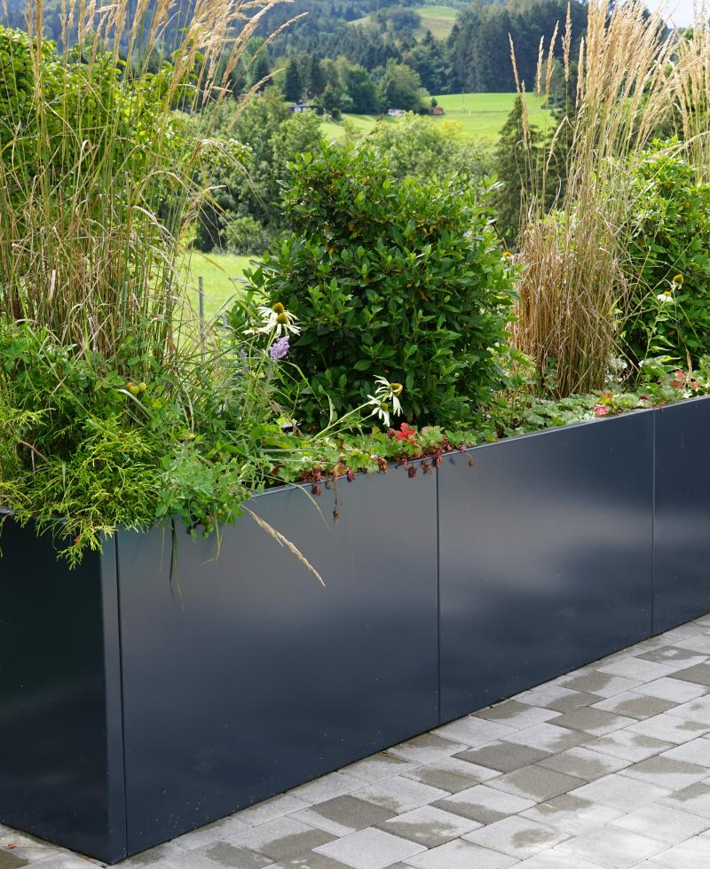 Bac à plantes anthracite